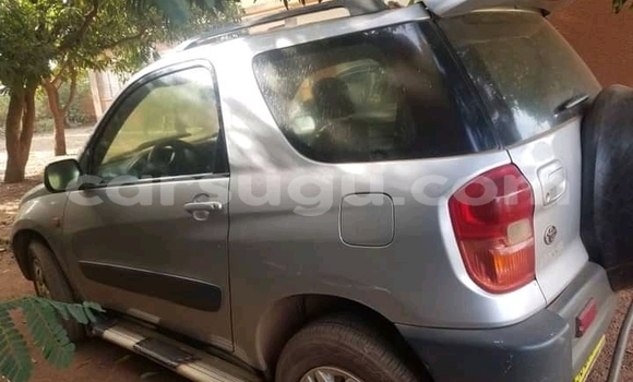 Acheter Occasion Voiture Toyota RAV4 Beige à Ouagadougou, Burkina-Faso Acheter Occasion Voiture Toyota RAV4 Beige à Ouagadougou, Burkina-Faso
