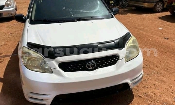 Acheter Occasion Voiture Toyota Matrix Blanc à Ouagadougou, Burkina-Faso Acheter Occasion Voiture Toyota Matrix Blanc à Ouagadougou, Burkina-Faso