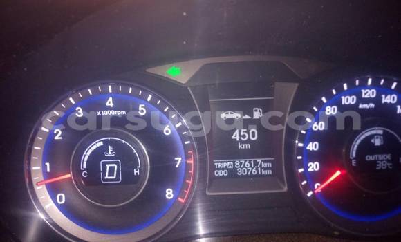 Acheter Occasion Voiture Hyundai i40 Blanc à Ouagadougou, Burkina-Faso Acheter Occasion Voiture Hyundai i40 Blanc à Ouagadougou, Burkina-Faso