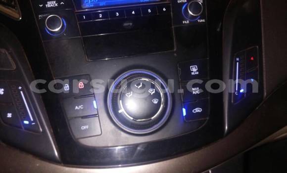 Acheter Occasion Voiture Hyundai i40 Blanc à Ouagadougou, Burkina-Faso Acheter Occasion Voiture Hyundai i40 Blanc à Ouagadougou, Burkina-Faso