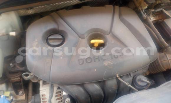 Acheter Occasion Voiture Hyundai i40 Blanc à Ouagadougou, Burkina-Faso Acheter Occasion Voiture Hyundai i40 Blanc à Ouagadougou, Burkina-Faso