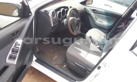 Acheter Occasion Voiture Toyota Matrix Blanc à Ouagadougou, Burkina-Faso Acheter Occasion Voiture Toyota Matrix Blanc à Ouagadougou, Burkina-Faso