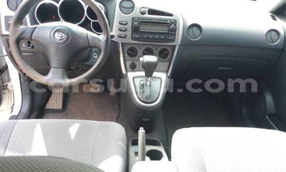 Acheter Occasion Voiture Toyota Matrix Blanc à Ouagadougou, Burkina-Faso Acheter Occasion Voiture Toyota Matrix Blanc à Ouagadougou, Burkina-Faso