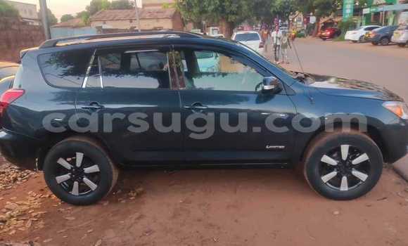 Acheter Occasion Voiture Toyota RAV4 Noir à Ouagadougou, Burkina-Faso Acheter Occasion Voiture Toyota RAV4 Noir à Ouagadougou, Burkina-Faso
