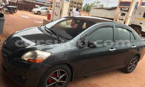 Acheter Occasion Voiture Toyota Yaris Noir à Ouagadougou, Burkina-Faso Acheter Occasion Voiture Toyota Yaris Noir à Ouagadougou, Burkina-Faso
