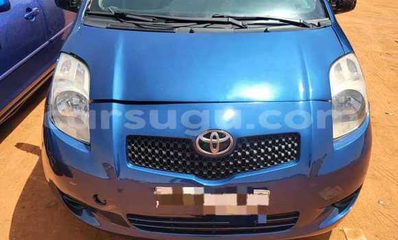 Acheter Occasion Voiture Toyota Vitz Bleu à Ouagadougou, Burkina-Faso