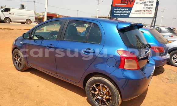 Acheter Occasion Voiture Toyota Vitz Bleu à Ouagadougou, Burkina-Faso Acheter Occasion Voiture Toyota Vitz Bleu à Ouagadougou, Burkina-Faso