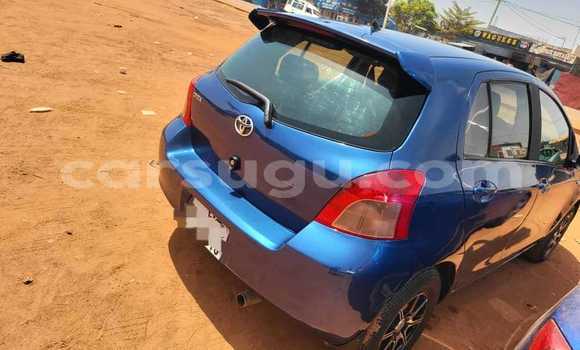 Acheter Occasion Voiture Toyota Vitz Bleu à Ouagadougou, Burkina-Faso Acheter Occasion Voiture Toyota Vitz Bleu à Ouagadougou, Burkina-Faso