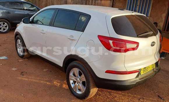 Acheter Occasion Voiture Kia Sportage Blanc à Ouagadougou, Burkina-Faso Acheter Occasion Voiture Kia Sportage Blanc à Ouagadougou, Burkina-Faso