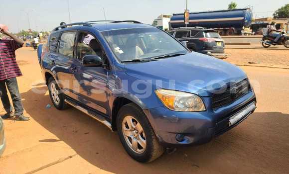 Acheter Occasion Voiture Toyota RAV4 Bleu à Ouagadougou, Burkina-Faso Acheter Occasion Voiture Toyota RAV4 Bleu à Ouagadougou, Burkina-Faso