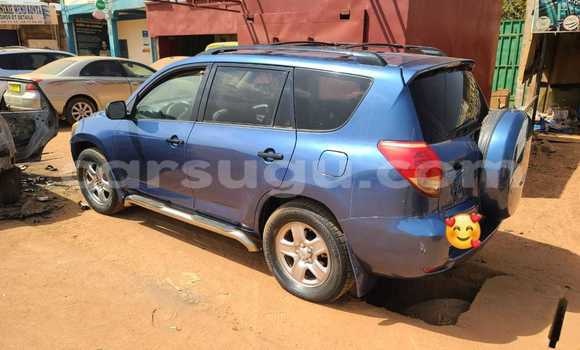 Acheter Occasion Voiture Toyota RAV4 Bleu à Ouagadougou, Burkina-Faso Acheter Occasion Voiture Toyota RAV4 Bleu à Ouagadougou, Burkina-Faso