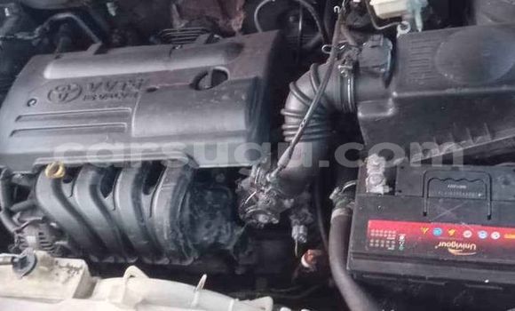 Acheter Occasion Voiture Toyota Vitz Blanc à Ouagadougou, Burkina-Faso Acheter Occasion Voiture Toyota Vitz Blanc à Ouagadougou, Burkina-Faso