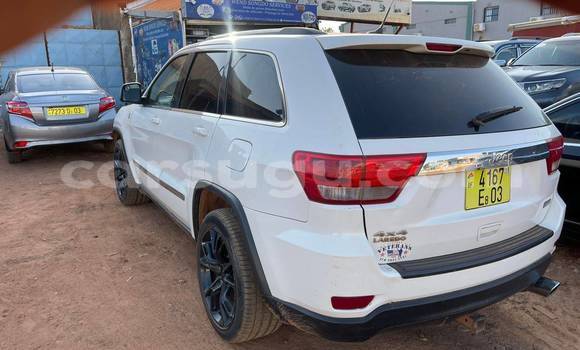 Buy Used Jeep Cherokee White Car in Bobo Dioulasso in Burkina Faso Buy Used Jeep Cherokee White Car in Bobo Dioulasso in Burkina Faso