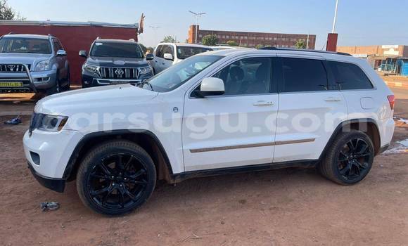Buy Used Jeep Cherokee White Car in Bobo Dioulasso in Burkina Faso Buy Used Jeep Cherokee White Car in Bobo Dioulasso in Burkina Faso