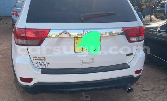 Buy Used Jeep Cherokee White Car in Bobo Dioulasso in Burkina Faso Buy Used Jeep Cherokee White Car in Bobo Dioulasso in Burkina Faso