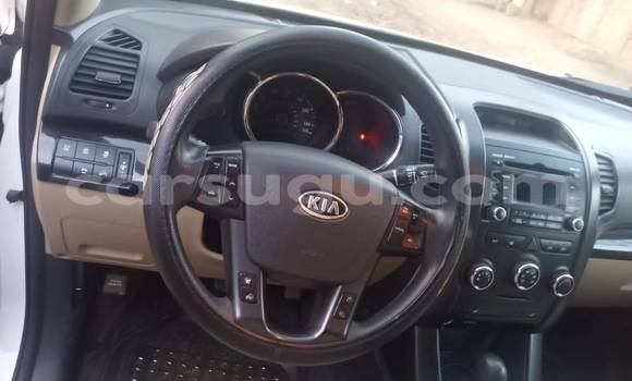 Buy Used Kia Sorento White Car in Gorom–Gorom in Oudalan Buy Used Kia Sorento White Car in Gorom–Gorom in Oudalan