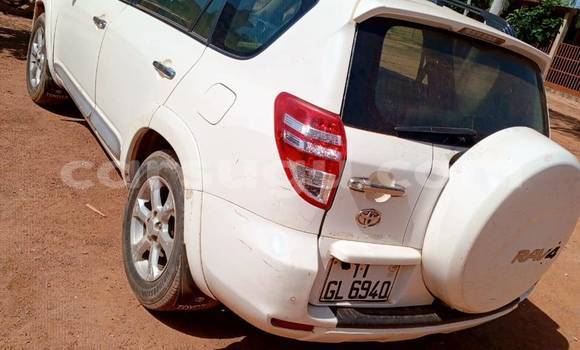 Buy Used Toyota RAV4 White Car in Boromo in Bale Buy Used Toyota RAV4 White Car in Boromo in Bale