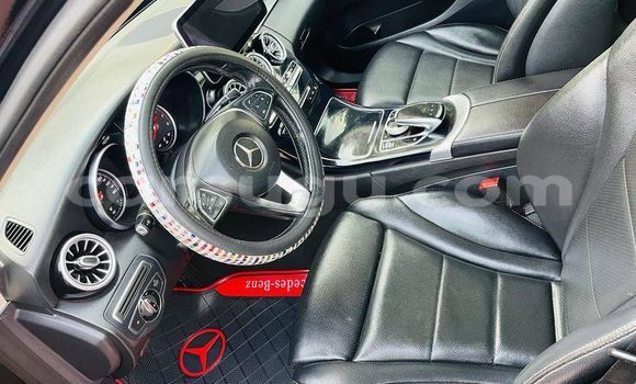 Sayi Na hannu Mercedes Viano Sauran Mota in Ouagadougou a Burkina Faso Sayi Na hannu Mercedes Viano Sauran Mota in Ouagadougou a Burkina Faso