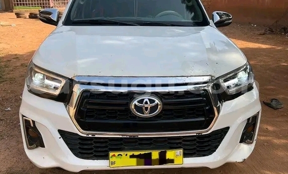 Acheter Occasion Voiture Toyota Hilux Blanc à Ouagadougou, Burkina-Faso Acheter Occasion Voiture Toyota Hilux Blanc à Ouagadougou, Burkina-Faso