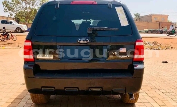 Acheter Occasion Voiture Ford Escape Noir à Ouagadougou, Burkina-Faso Acheter Occasion Voiture Ford Escape Noir à Ouagadougou, Burkina-Faso