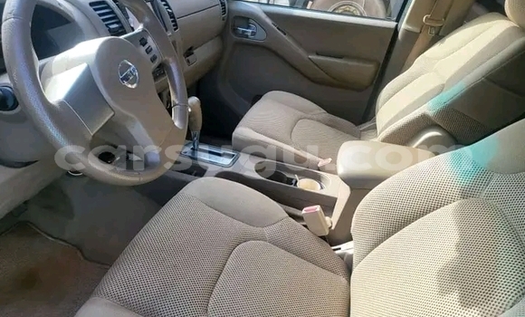 Acheter Occasion Voiture Nissan Navara Blanc à Ouagadougou, Burkina-Faso Acheter Occasion Voiture Nissan Navara Blanc à Ouagadougou, Burkina-Faso