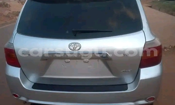 Acheter Occasion Voiture Toyota Highlander Autre à Ouagadougou, Burkina-Faso Acheter Occasion Voiture Toyota Highlander Autre à Ouagadougou, Burkina-Faso