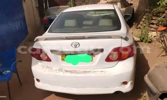 Acheter Occasion Voiture Toyota Corolla Blanc à Ouagadougou, Burkina-Faso Acheter Occasion Voiture Toyota Corolla Blanc à Ouagadougou, Burkina-Faso