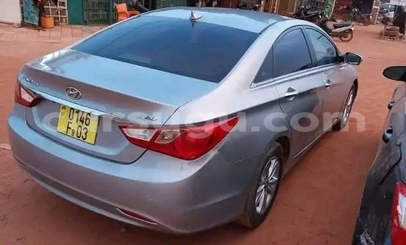 Acheter Occasion Voiture Hyundai Sonata Beige à Ouagadougou, Burkina-Faso Acheter Occasion Voiture Hyundai Sonata Beige à Ouagadougou, Burkina-Faso