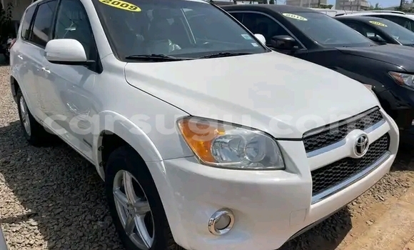 Buy Used Toyota RAV4 White Car in Ouagadougou in Burkina Faso Buy Used Toyota RAV4 White Car in Ouagadougou in Burkina Faso