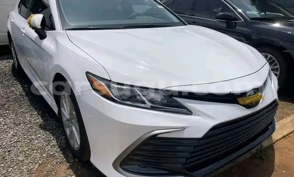 Buy Used Toyota Camry White Car in Ouagadougou in Burkina Faso Buy Used Toyota Camry White Car in Ouagadougou in Burkina Faso