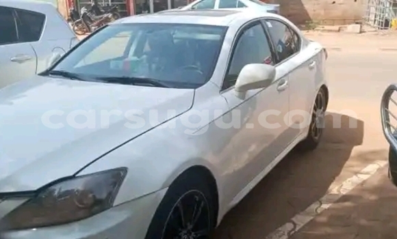 Acheter Occasion Voiture Lexus IS Blanc à Ouagadougou, Burkina-Faso Acheter Occasion Voiture Lexus IS Blanc à Ouagadougou, Burkina-Faso