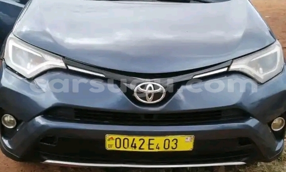 Acheter Occasion Voiture Toyota RAV4 Gris à Ouagadougou, Burkina-Faso Acheter Occasion Voiture Toyota RAV4 Gris à Ouagadougou, Burkina-Faso