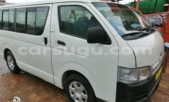 Acheter Occasion Voiture Toyota Hiace Blanc à Ouagadougou, Burkina-Faso