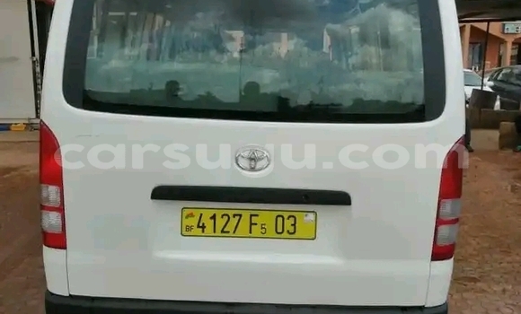 Acheter Occasion Voiture Toyota Hiace Blanc à Ouagadougou, Burkina-Faso Acheter Occasion Voiture Toyota Hiace Blanc à Ouagadougou, Burkina-Faso