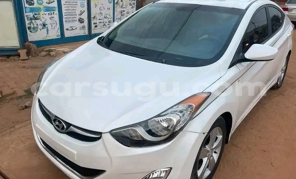 Acheter Occasion Voiture Hyundai Elantra Blanc à Ouagadougou, Burkina-Faso Acheter Occasion Voiture Hyundai Elantra Blanc à Ouagadougou, Burkina-Faso