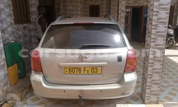 Acheter Occasion Voiture Toyota Avensis Beige à Ouagadougou, Burkina-Faso Acheter Occasion Voiture Toyota Avensis Beige à Ouagadougou, Burkina-Faso