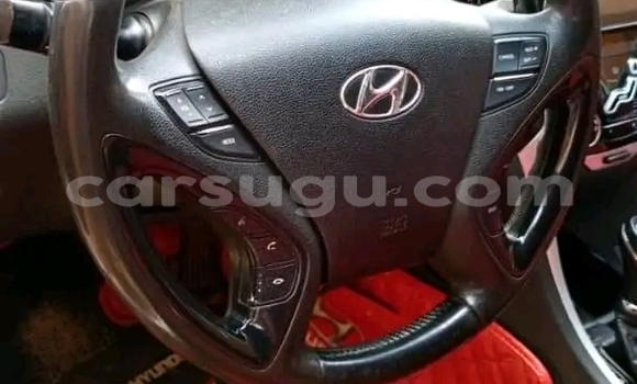 Acheter Occasion Voiture Hyundai Sonata Blanc à Ouagadougou, Burkina-Faso Acheter Occasion Voiture Hyundai Sonata Blanc à Ouagadougou, Burkina-Faso