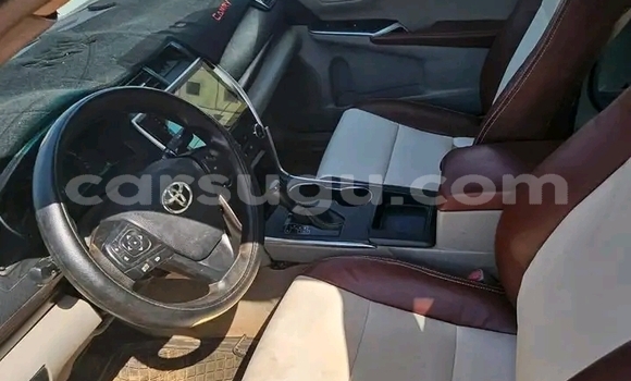 Acheter Occasion Voiture Toyota Camry Blanc à Ouagadougou, Burkina-Faso Acheter Occasion Voiture Toyota Camry Blanc à Ouagadougou, Burkina-Faso