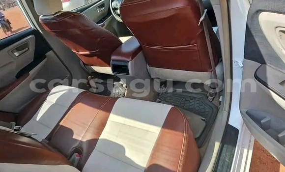 Acheter Occasion Voiture Toyota Camry Blanc à Ouagadougou, Burkina-Faso Acheter Occasion Voiture Toyota Camry Blanc à Ouagadougou, Burkina-Faso