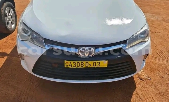 Acheter Occasion Voiture Toyota Camry Blanc à Ouagadougou, Burkina-Faso Acheter Occasion Voiture Toyota Camry Blanc à Ouagadougou, Burkina-Faso