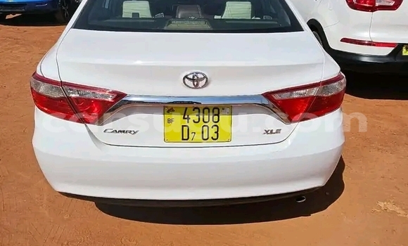 Acheter Occasion Voiture Toyota Camry Blanc à Ouagadougou, Burkina-Faso Acheter Occasion Voiture Toyota Camry Blanc à Ouagadougou, Burkina-Faso