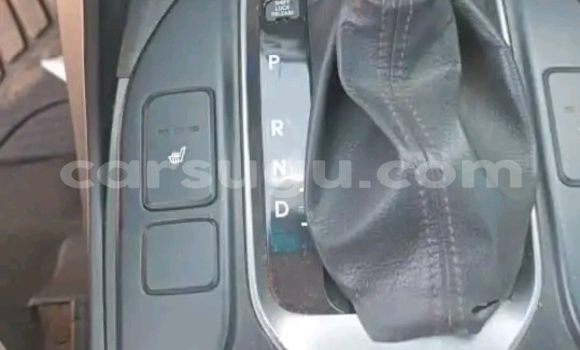 Acheter Occasion Voiture Hyundai Santa Fe Blanc à Ouagadougou, Burkina-Faso Acheter Occasion Voiture Hyundai Santa Fe Blanc à Ouagadougou, Burkina-Faso