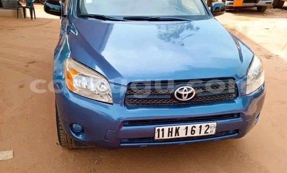 Acheter Occasion Voiture Toyota RAV4 Bleu à Ouagadougou, Burkina-Faso Acheter Occasion Voiture Toyota RAV4 Bleu à Ouagadougou, Burkina-Faso