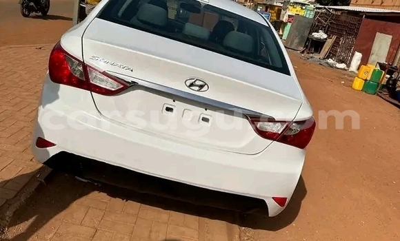 Acheter Occasion Voiture Hyundai Sonata Blanc à Ouagadougou, Burkina-Faso Acheter Occasion Voiture Hyundai Sonata Blanc à Ouagadougou, Burkina-Faso