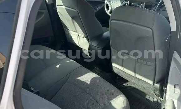 Acheter Occasion Voiture Hyundai Sonata Blanc à Ouagadougou, Burkina-Faso Acheter Occasion Voiture Hyundai Sonata Blanc à Ouagadougou, Burkina-Faso