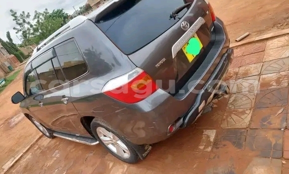 Acheter Occasion Voiture Toyota Highlander Autre à Ouagadougou, Burkina-Faso Acheter Occasion Voiture Toyota Highlander Autre à Ouagadougou, Burkina-Faso