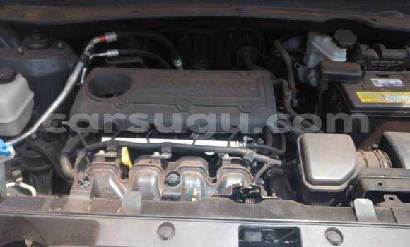 Acheter Occasion Voiture Kia Sportage Gris à Ouagadougou, Burkina-Faso Acheter Occasion Voiture Kia Sportage Gris à Ouagadougou, Burkina-Faso