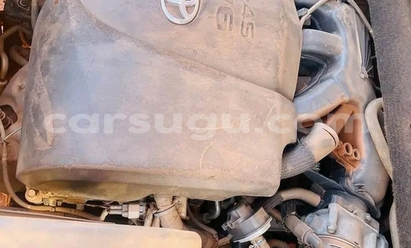 Sayi Na hannu Toyota Highlander Sauran Mota in Ouagadougou a Burkina Faso Sayi Na hannu Toyota Highlander Sauran Mota in Ouagadougou a Burkina Faso