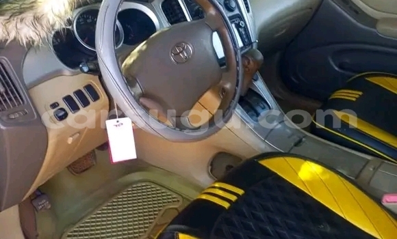 Sayi Na hannu Toyota Highlander Sauran Mota in Ouagadougou a Burkina Faso Sayi Na hannu Toyota Highlander Sauran Mota in Ouagadougou a Burkina Faso