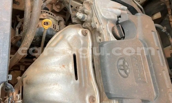 Sayi Na hannu Toyota RAV4 Sauran Mota in Ouagadougou a Burkina Faso Sayi Na hannu Toyota RAV4 Sauran Mota in Ouagadougou a Burkina Faso
